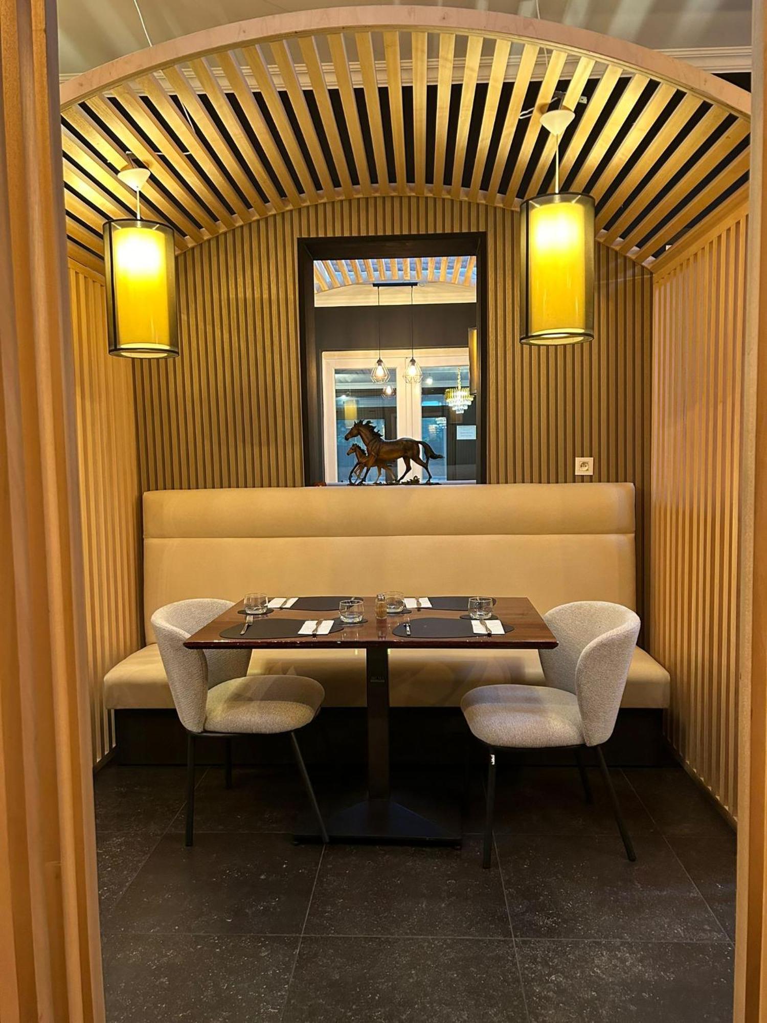 陶尔米纳布鲁塞尔机场酒店 扎芬特姆 外观 照片